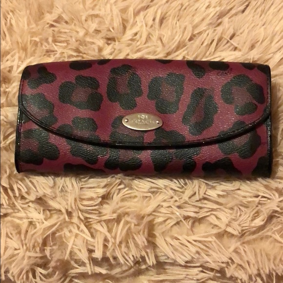 Coach wallet - Picture 1 of 5